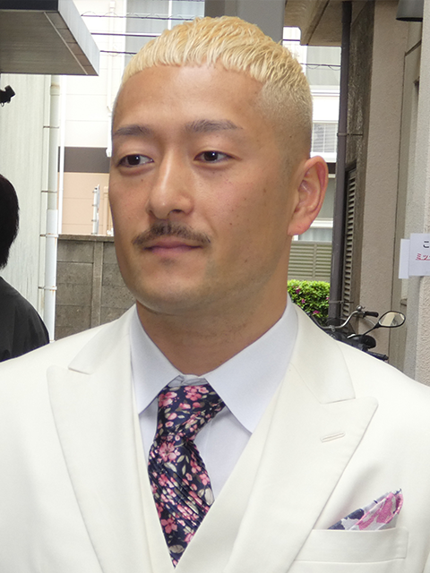 松井宏佑